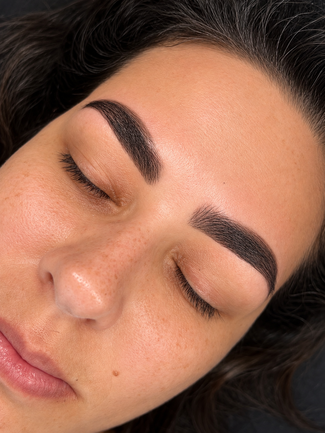 Eyebrow & Lip Micropigmentation
