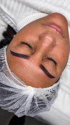 Eyebrow & Lip Micropigmentation